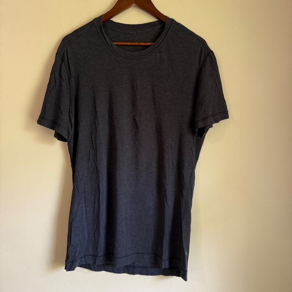 Lululemon 5 Year Basic Crewneck Heathered‎ Short Sleeve T-Shirt Size Medium Navy